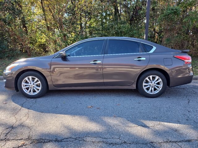 2014 Nissan Altima in Virginia Beach, VA 23464 - 18077077 2