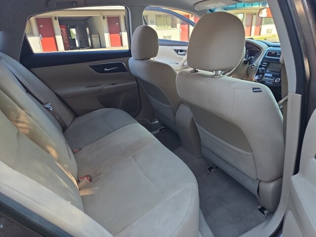 2014 Nissan Altima in Virginia Beach, VA 23464 - 18077077 10