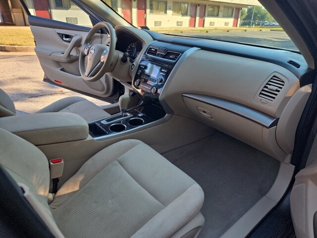 2014 Nissan Altima in Virginia Beach, VA 23464 - 18077077 8