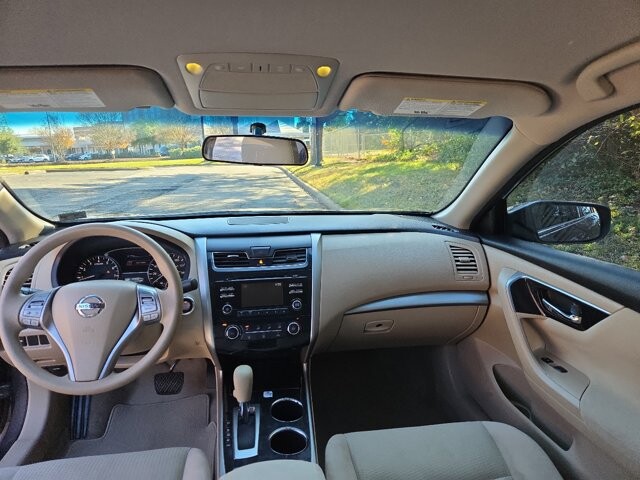 2014 Nissan Altima in Virginia Beach, VA 23464 - 18077077 7