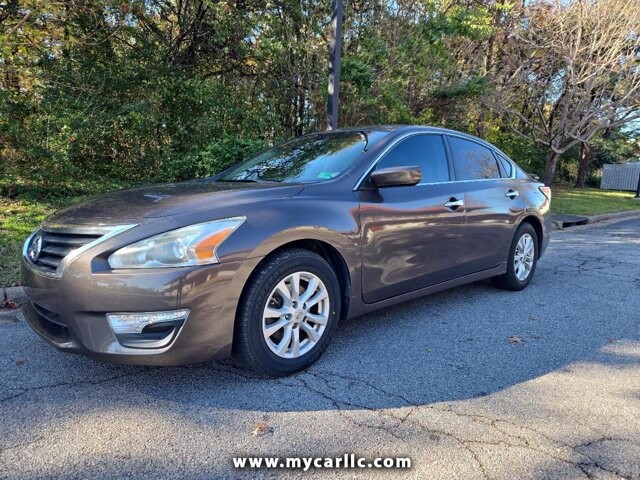 2014 Nissan Altima in Virginia Beach, VA 23464 - 18077077