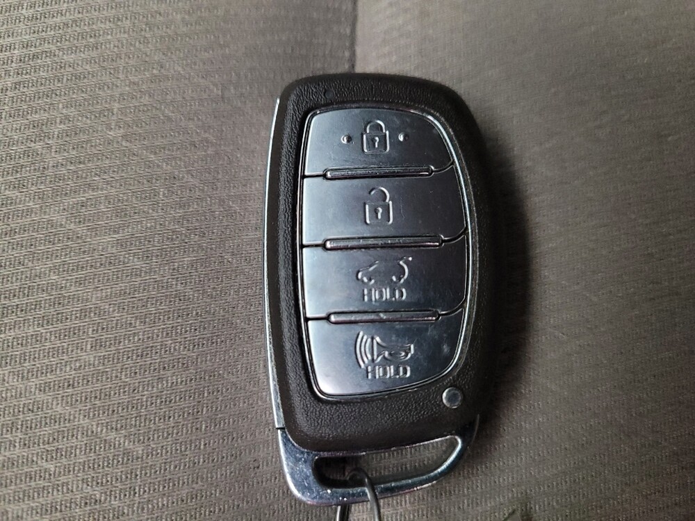 2017 Hyundai Tucson in Montclair, CA 91763 - 18077091 32