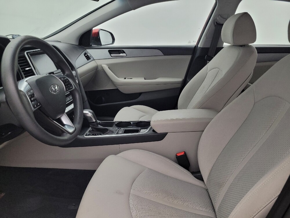 2019 Hyundai Sonata in Clearwater, FL 33764 - 18077129 17