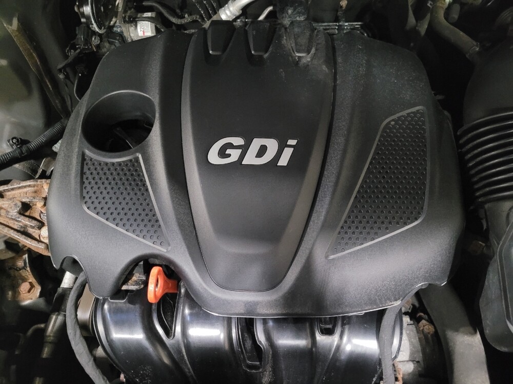 2014 Hyundai Santa Fe in Allentown, PA 18103 - 18077146 30