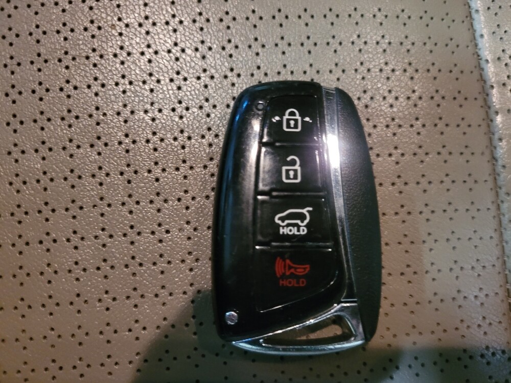 2014 Hyundai Santa Fe in Allentown, PA 18103 - 18077146 32