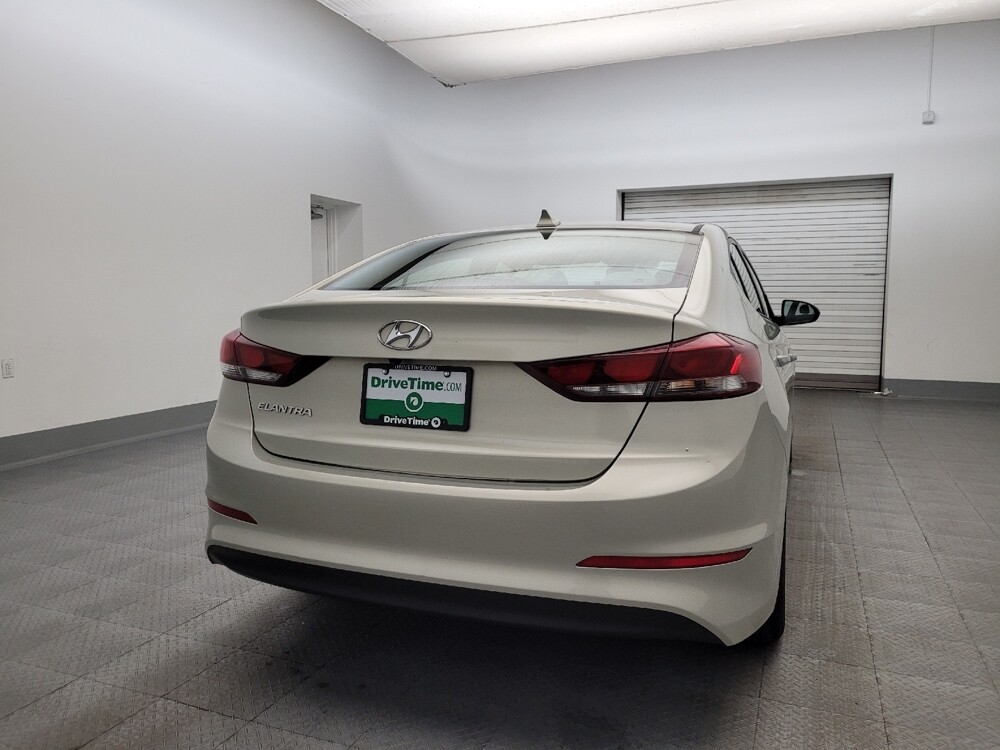 2017 Hyundai Elantra in Phoenix, AZ 85015 - 18077148 7