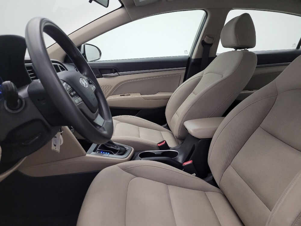 2017 Hyundai Elantra in Phoenix, AZ 85015 - 18077148 17