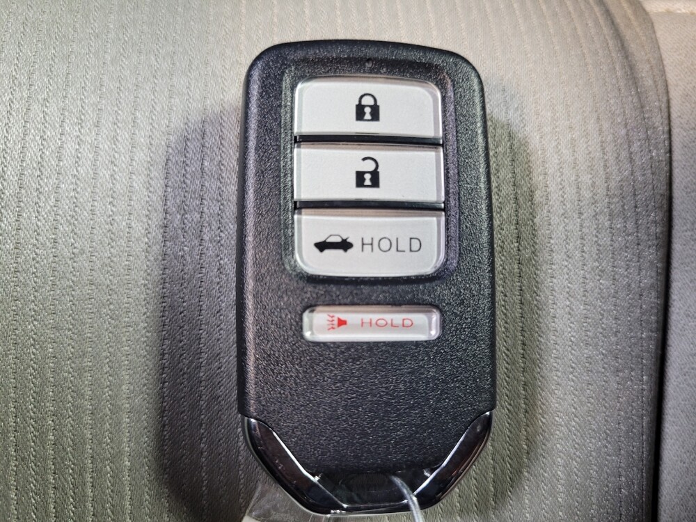 2018 Honda Accord in Fort Myers, FL 33907 - 18077149 32