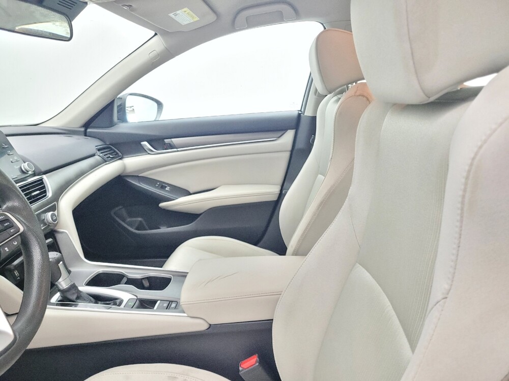 2018 Honda Accord in Fort Myers, FL 33907 - 18077149 17