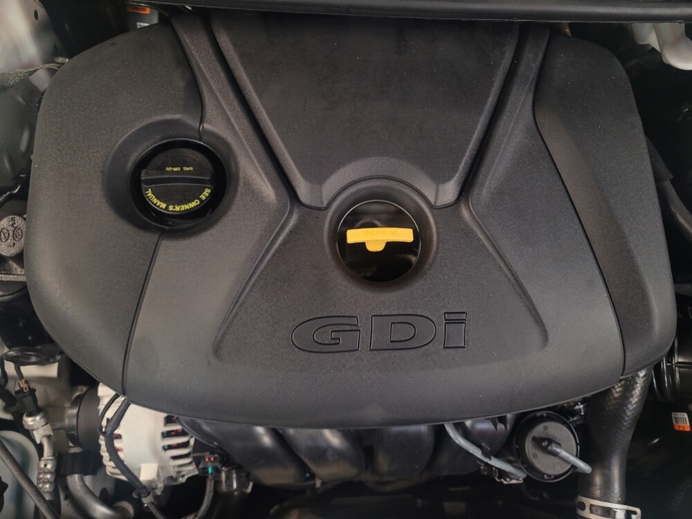 2016 Hyundai Elantra in Fort Myers, FL 33907 - 18077153 30