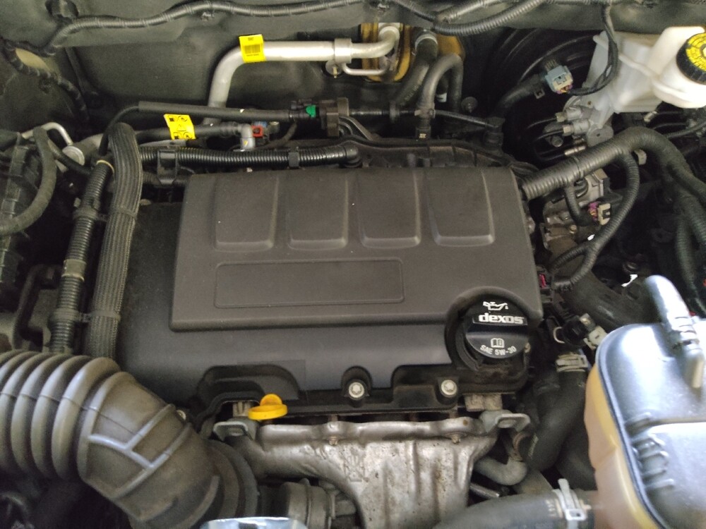 2021 Chevrolet Trax in Clearwater, FL 33764 - 18077155 30