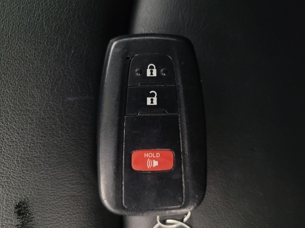 2017 Toyota Prius in Tampa, FL 33619 - 18077162 32