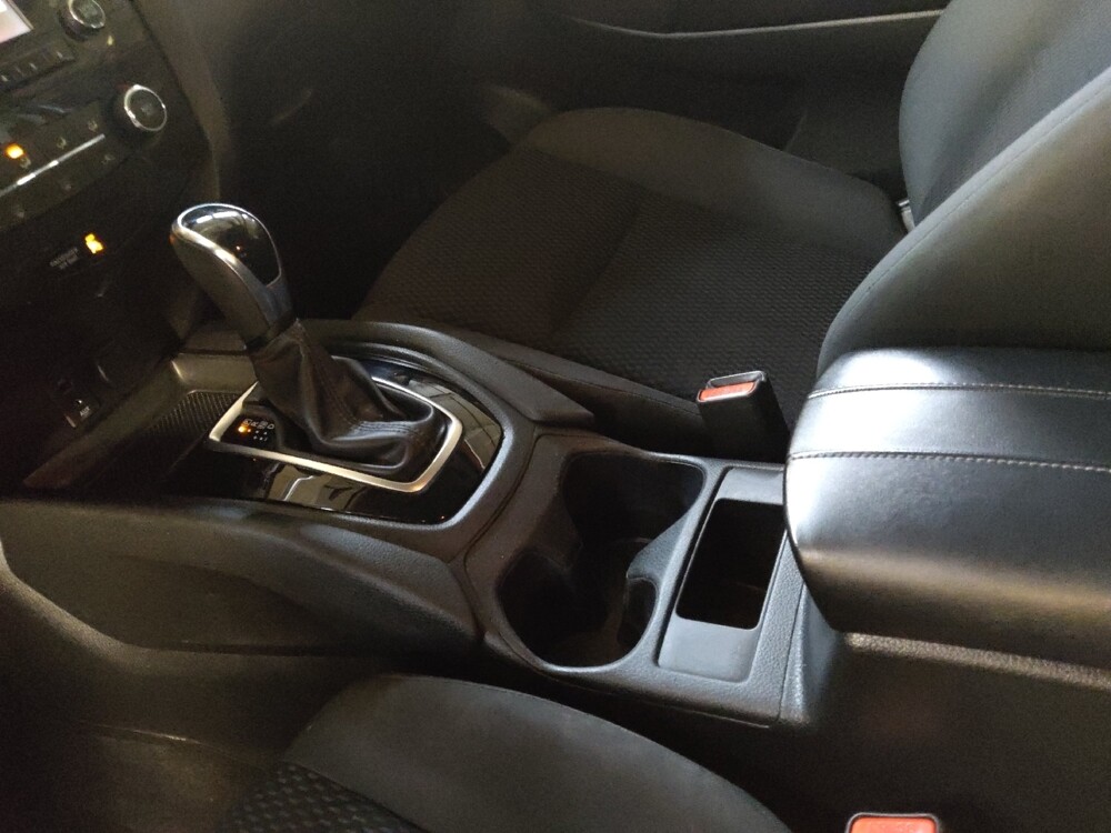 2018 Nissan Rogue Sport in Greenville, SC 29607 - 18077166 26