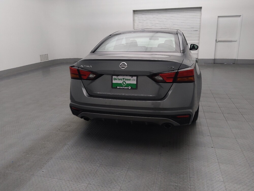 2019 Nissan Altima in Sanford, FL 32773 - 18077172 7