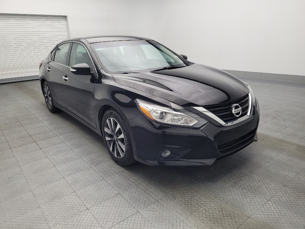 2017 Nissan Altima in Jacksonville, FL 32210 - 18077173 13