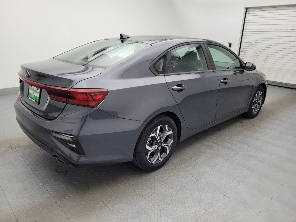 2020 Kia Forte in Raleigh, NC 27604 - 18077196 10