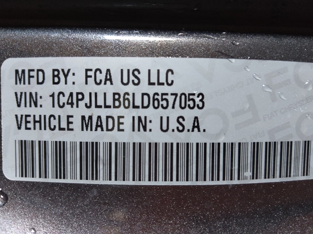 2020 Jeep Cherokee in Houston, TX 77060 - 18077232 33