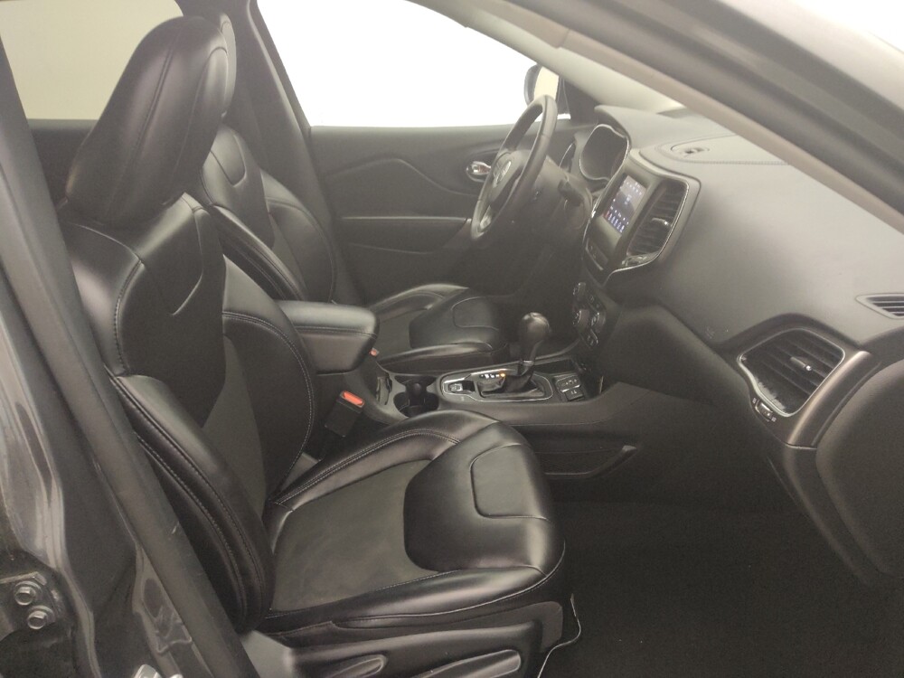 2020 Jeep Cherokee in Houston, TX 77060 - 18077232 21