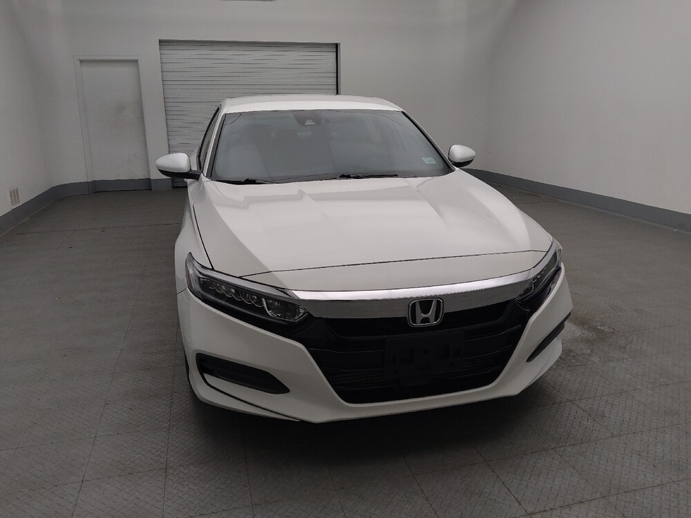 2018 Honda Accord in Gladstone, MO 64118 - 18077257 14
