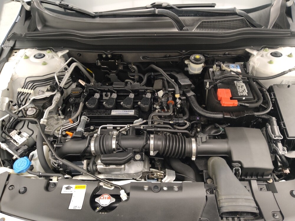 2018 Honda Accord in Gladstone, MO 64118 - 18077257 30