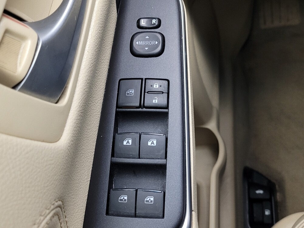 2015 Toyota Camry in Peoria, IL 61615 - 18077258 27