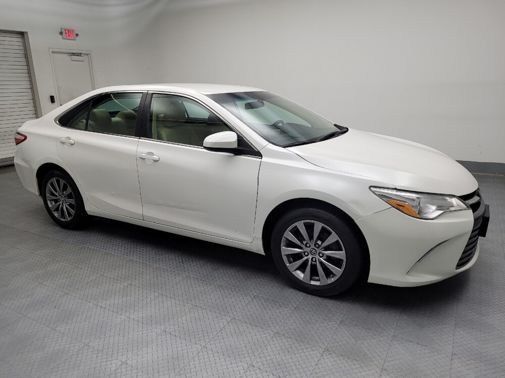 2015 Toyota Camry in Peoria, IL 61615 - 18077258 11