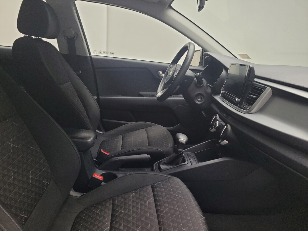 2021 Kia Rio in Eastpointe, MI 48021 - 18077263 21