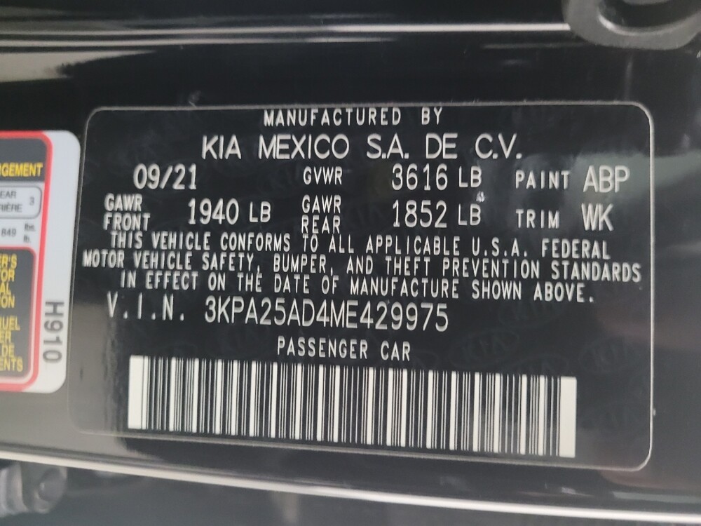 2021 Kia Rio in Eastpointe, MI 48021 - 18077263 33