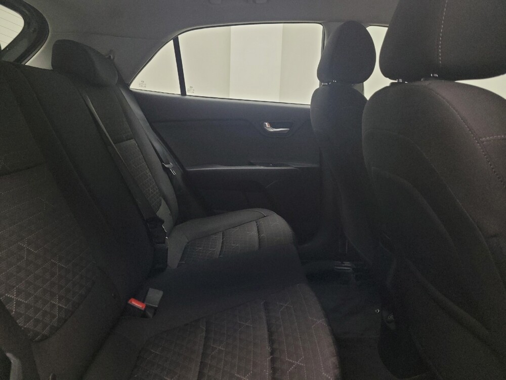 2021 Kia Rio in Eastpointe, MI 48021 - 18077263 19