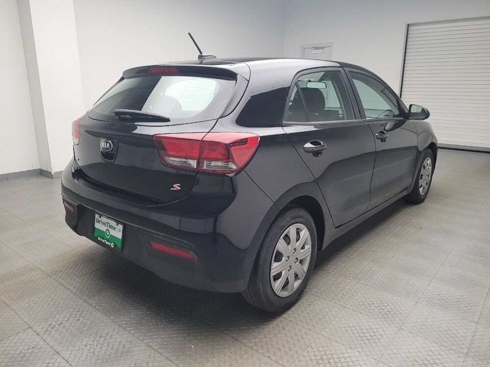 2021 Kia Rio in Eastpointe, MI 48021 - 18077263 9