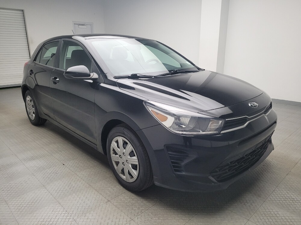 2021 Kia Rio in Eastpointe, MI 48021 - 18077263 13