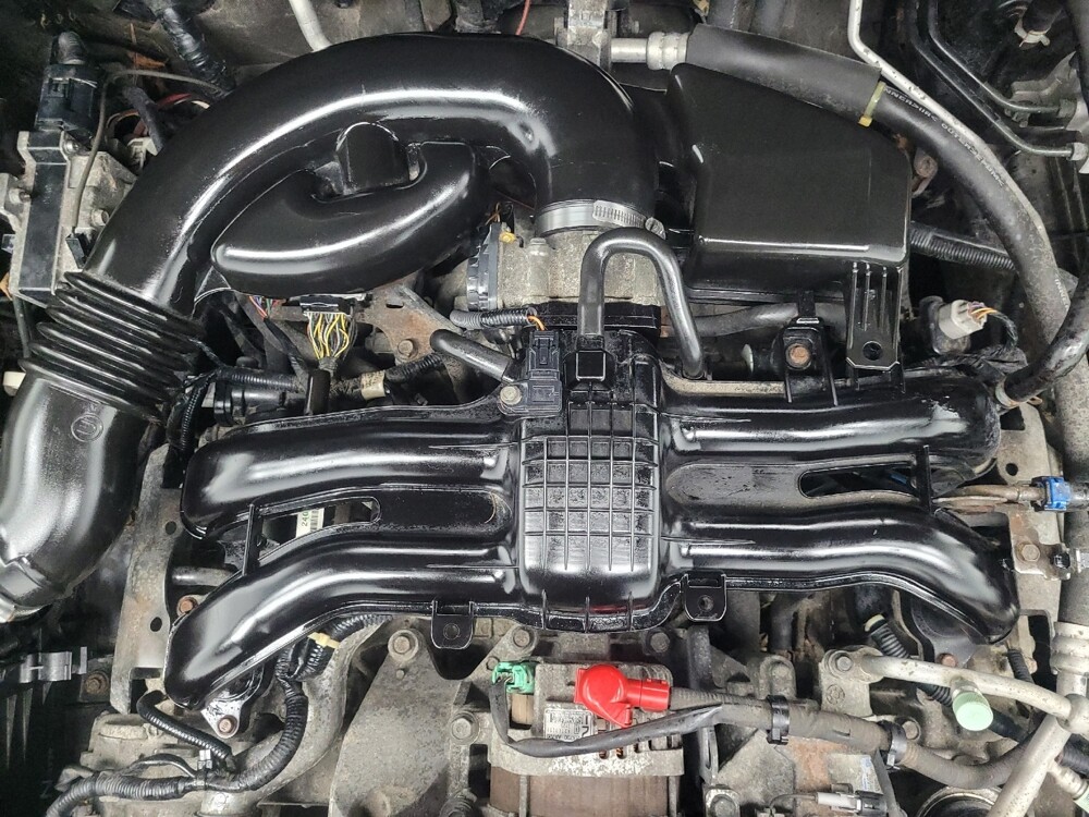 2014 Subaru XV Crosstrek in Indianapolis, IN 46219 - 18077267 30