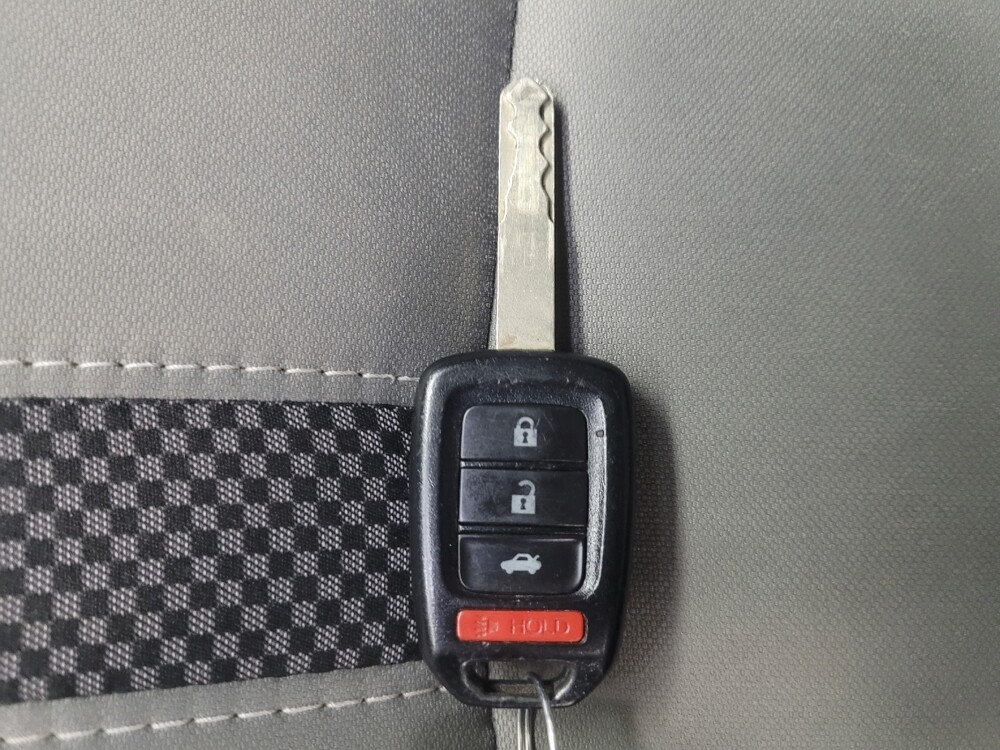 2019 Honda Civic in Ft Wayne, IN 46805 - 18077268 32