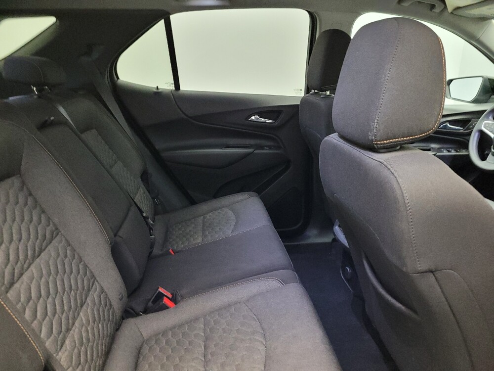 2018 Chevrolet Equinox in Glendale, AZ 85301 - 18077285 19