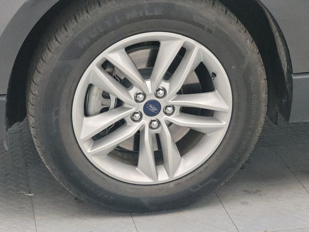 2017 Ford Edge in Memphis, TN 38128 - 18077289 31