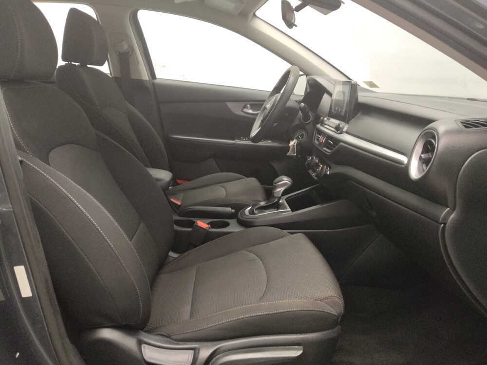 2019 Kia Forte in Fort Worth, TX 76116 - 18077308 21