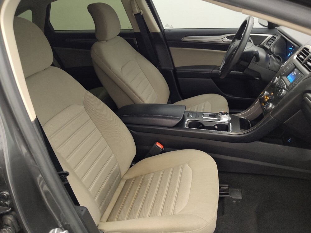 2019 Ford Fusion in Houston, TX 77060 - 18077343 21