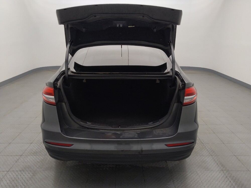 2019 Ford Fusion in Houston, TX 77060 - 18077343 29