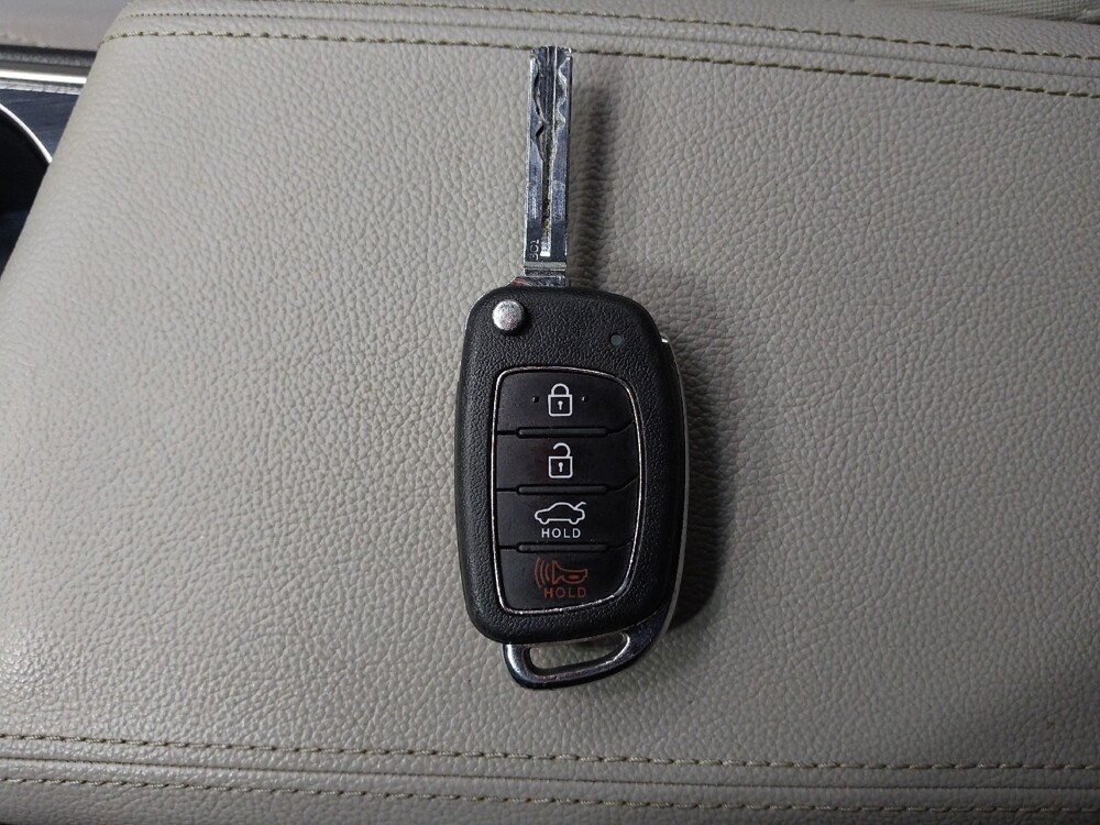 2019 Hyundai Sonata in Raleigh, NC 27604 - 18077355 32