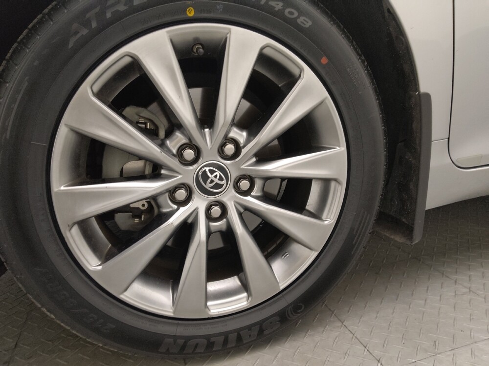 2015 Toyota Camry in Savannah, GA 31419 - 18077363 31