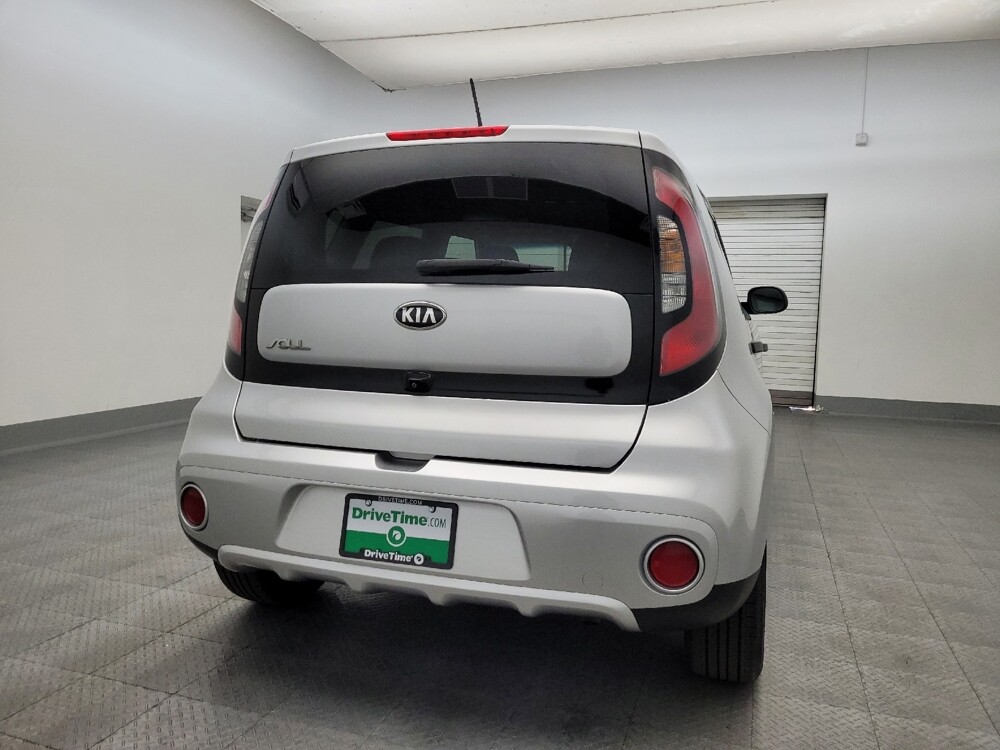 2019 Kia Soul in Glendale, AZ 85301 - 18077371 7