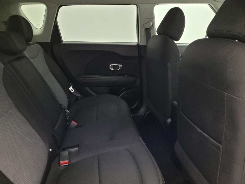 2019 Kia Soul in Glendale, AZ 85301 - 18077371 19