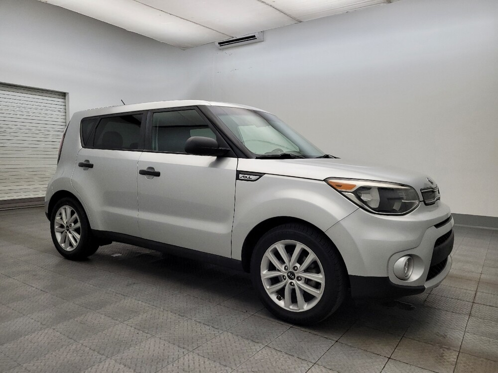2019 Kia Soul in Glendale, AZ 85301 - 18077371 11