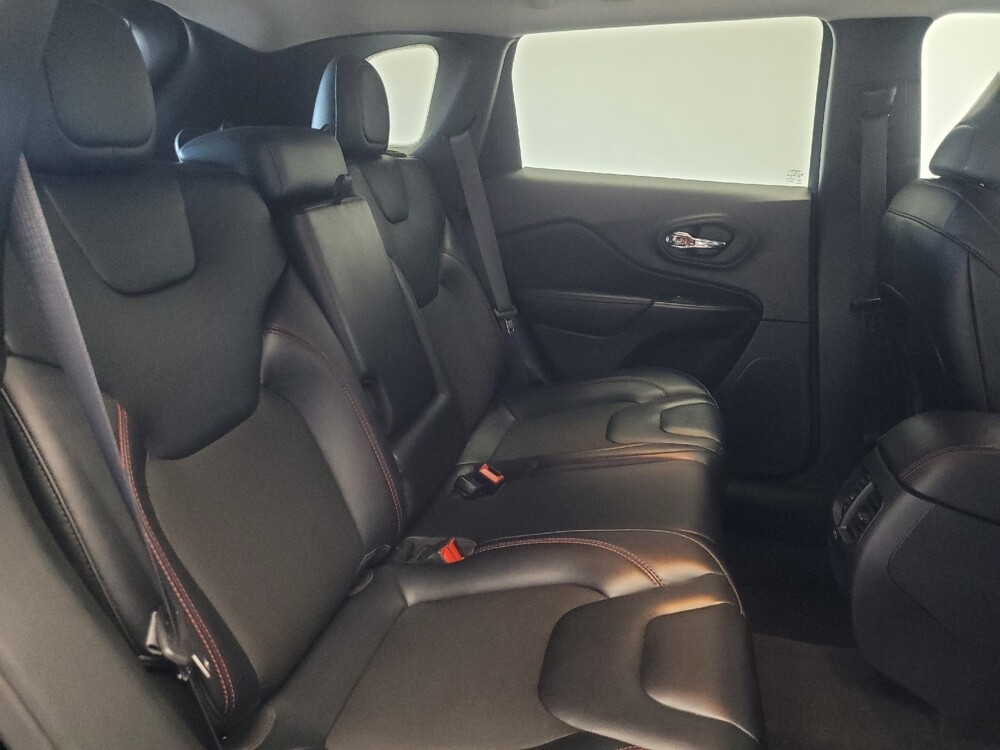 2022 Jeep Cherokee in Ft Wayne, IN 46805 - 18077373 19