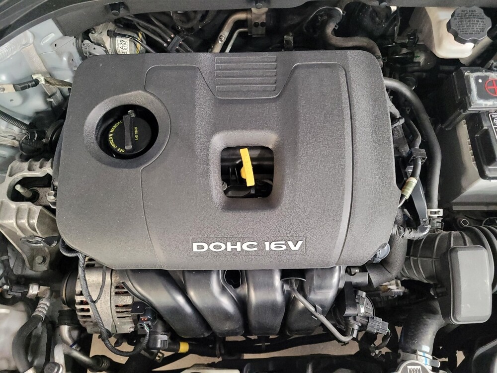 2017 Hyundai Elantra in Fort Myers, FL 33907 - 18077386 30