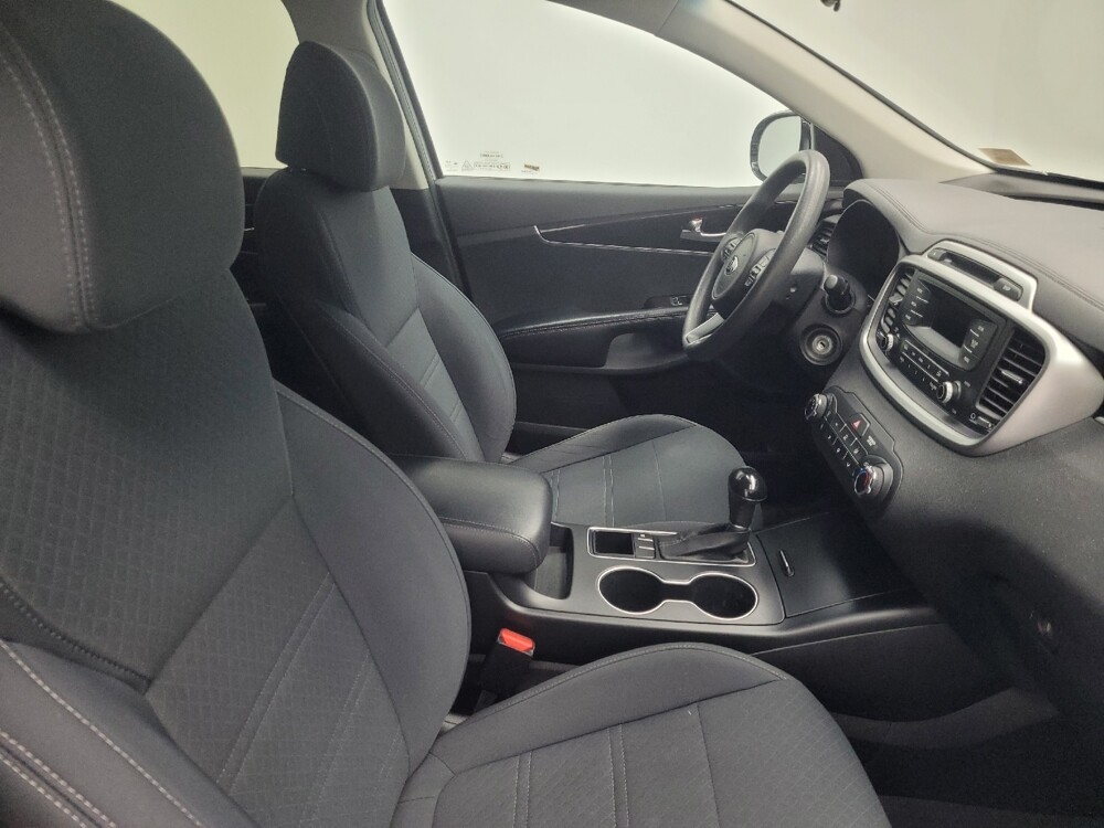 2017 Kia Sorento in Highland, IN 46322 - 18077393 21