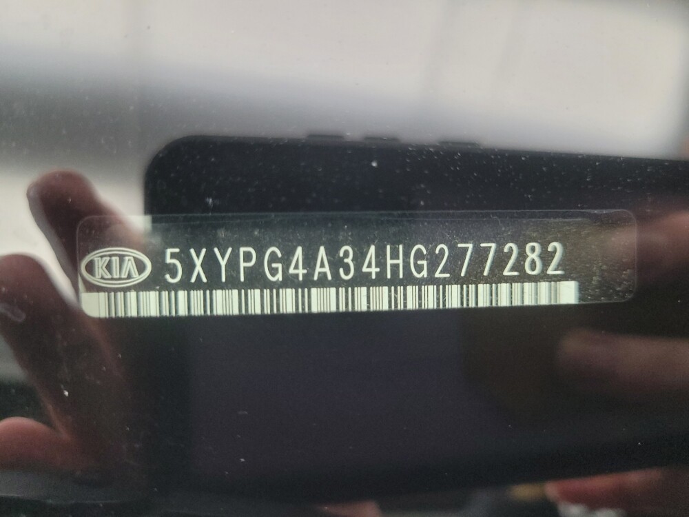 2017 Kia Sorento in Highland, IN 46322 - 18077393 33