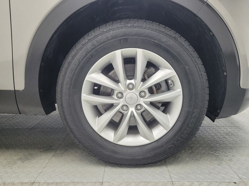 2017 Kia Sorento in Highland, IN 46322 - 18077393 31