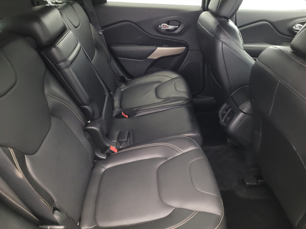 2018 Jeep Cherokee in Glen Burnie, MD 21061 - 18077398 19