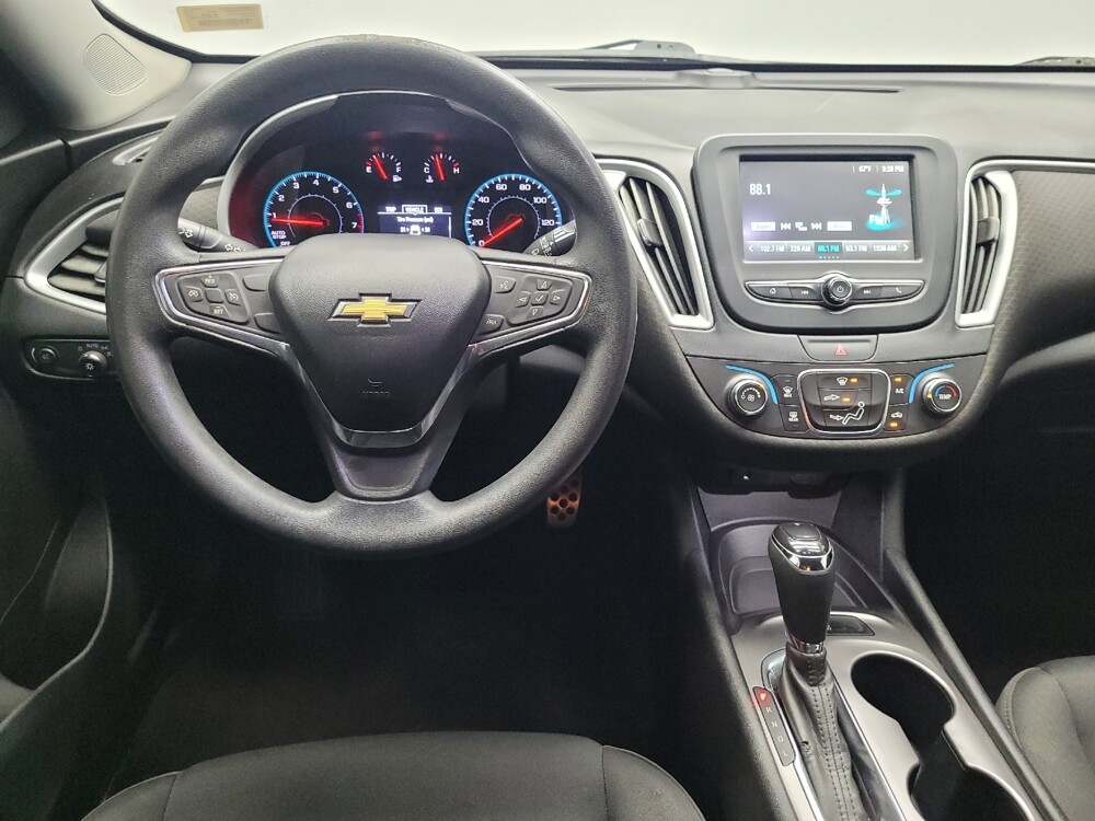 2017 Chevrolet Malibu in Las Vegas, NV 89104 - 18077415 22